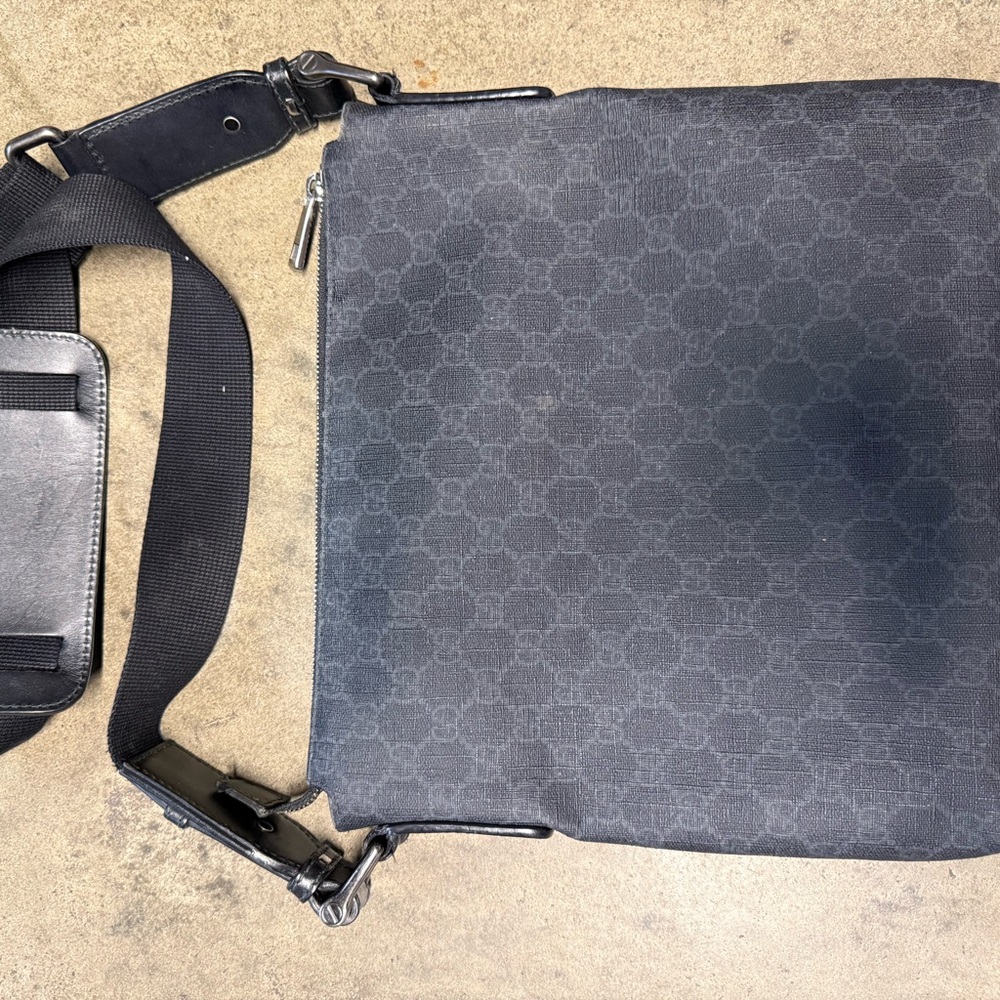 Gucci Dark Gray Messenger Bag - Picture 2 of 9
